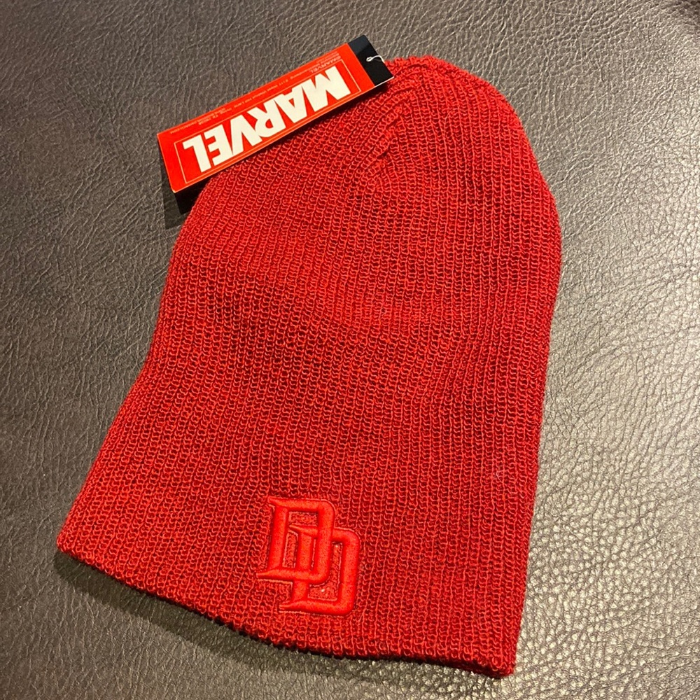 Marvel reversible loot crate punisher beanie